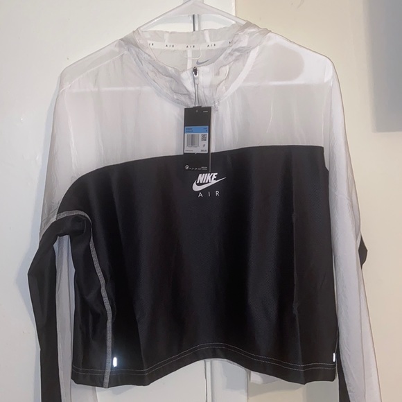 Nike Jackets & Blazers - New Nike Air Lightweight Crop Jacket Size M